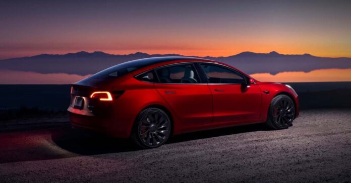 Tesla Model 3 Long Range costs $3,200 more to finance than last week