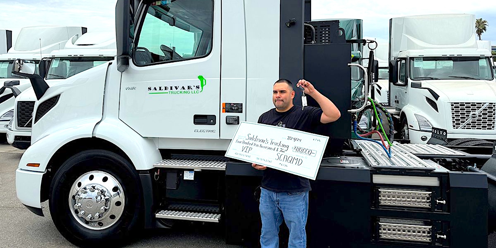 Volvo Trucks’ Dealer TEC Equipment and Saldivar’s Trucking Pioneer Battery-Electric Transition as First Owner-Operator Deploys Volvo VNR Electric Truck