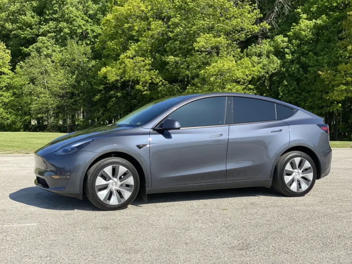 Power steering could fail in over 370,000 Teslas, recall initiated