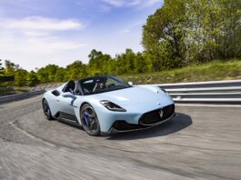 Electric Maserati MC20 Folgore supercar canceled due to lack of demand