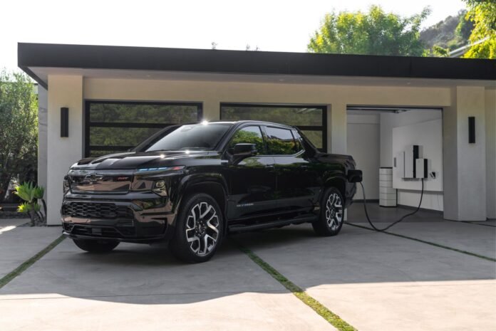 GM demos its new Energy products by running a mansion off a Silverado EV