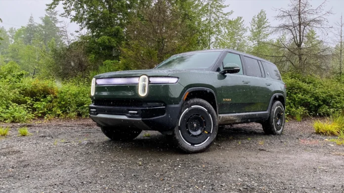 Review: 2025 Rivian R1T and R1S gain efficiency, comfort, and a lifeline
