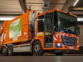 Mercedes takes out the trash as German city deploys 18 electric garbage trucks Mercedes takes out the trash as German city deploys 18 electric garbage trucks