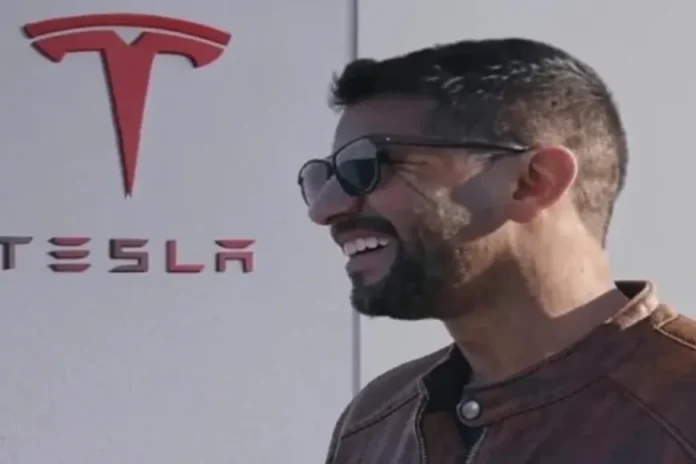 Tesla Cybertruck Program Head Siddhant Awasthi Resigns - iShook Finance
