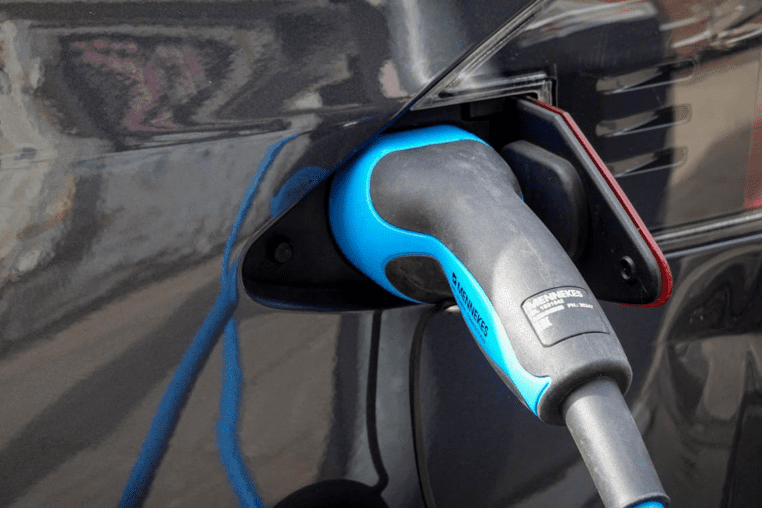 5 Costly Mistakes to Avoid When Installing Charging Stations for Commercial Fleets