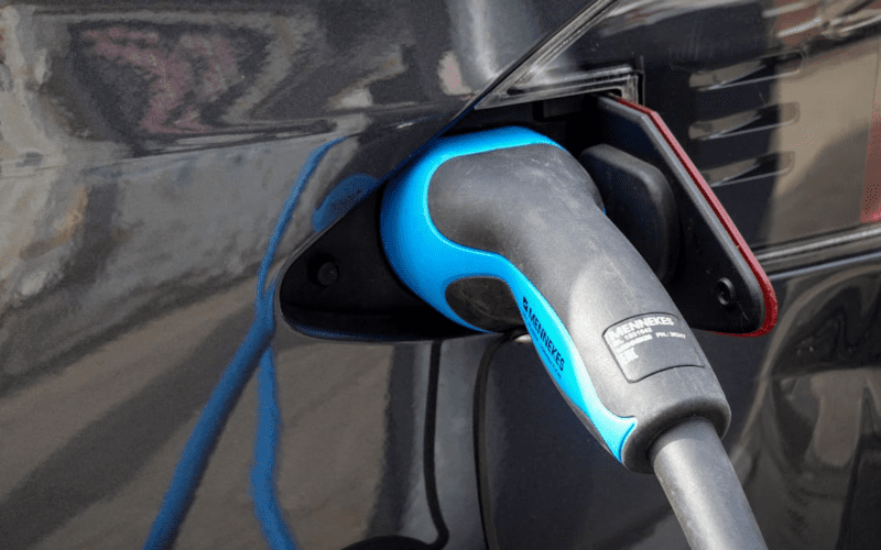 5 Costly Mistakes to Avoid When Installing Charging Stations for Commercial Fleets
