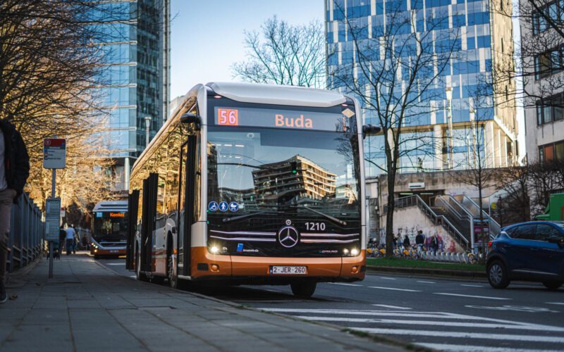 STIB-MIVB expands electric fleet with 50 additional buses entering service in 2026